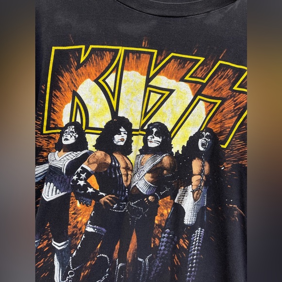 Kiss tshirt - Picture 3 of 4